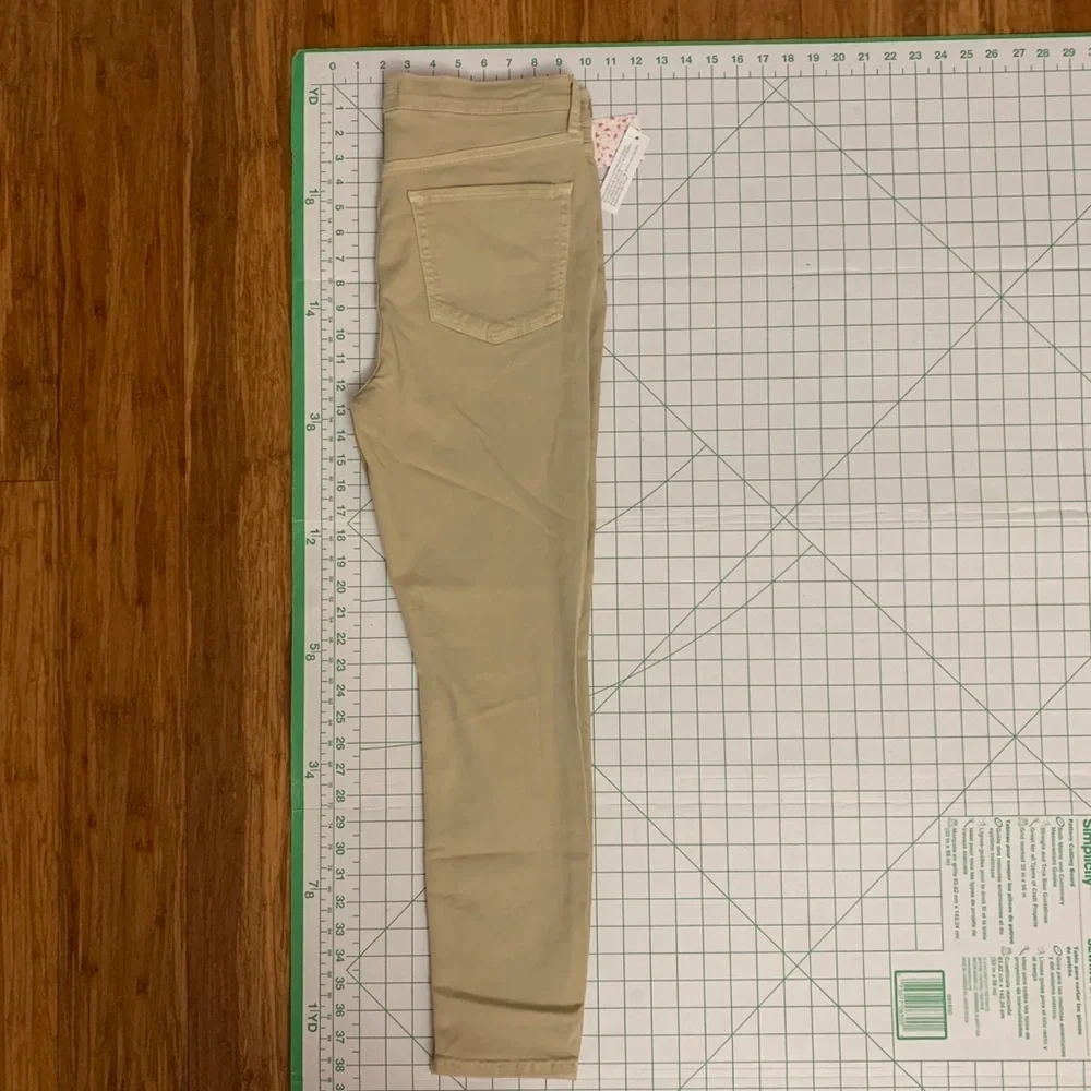 Free People High Waisted Busted Skinny Jean 374-14 - Picture 3 of 4